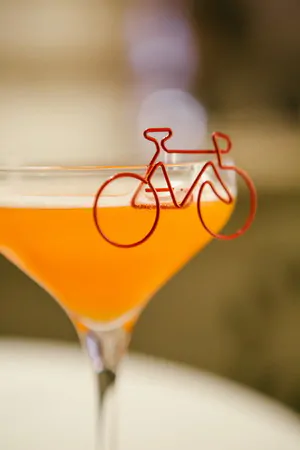 shaped paper clips for drink